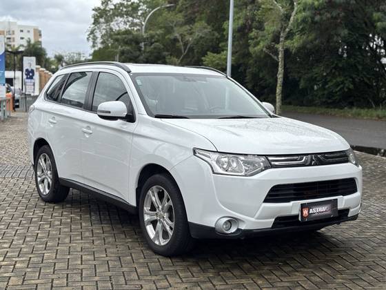 MITSUBISHI OUTLANDER 2.0 16V GASOLINA 4P AUTOMÁTICO MITSUBISHI OUTLANDER 2.0 16V GASOLINA 4P AUTOMÁTICO